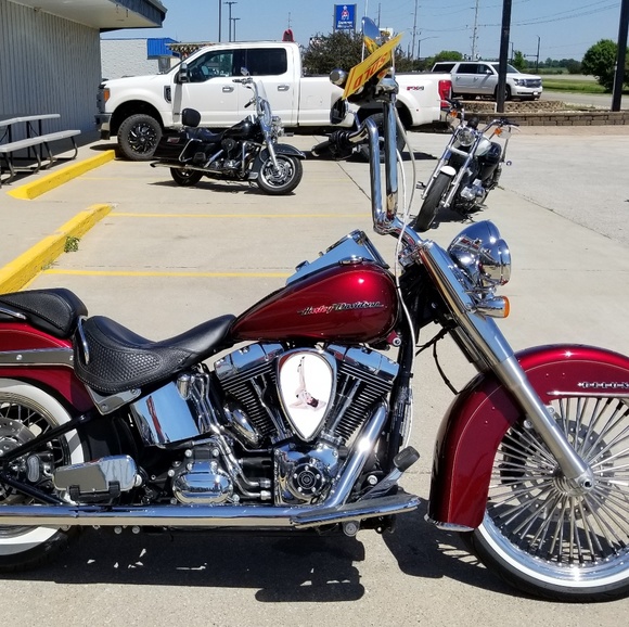 Meet your Posher, Sarah J. - Picture 2 of 5